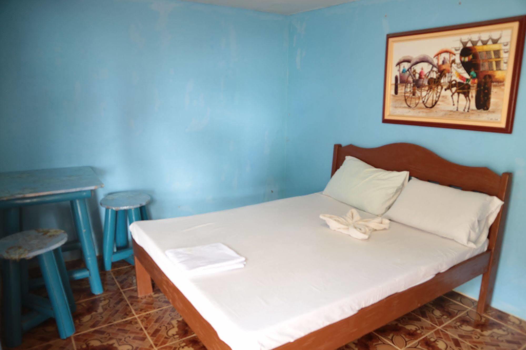 Bohol Seaside Beach Resort מראה חיצוני תמונה