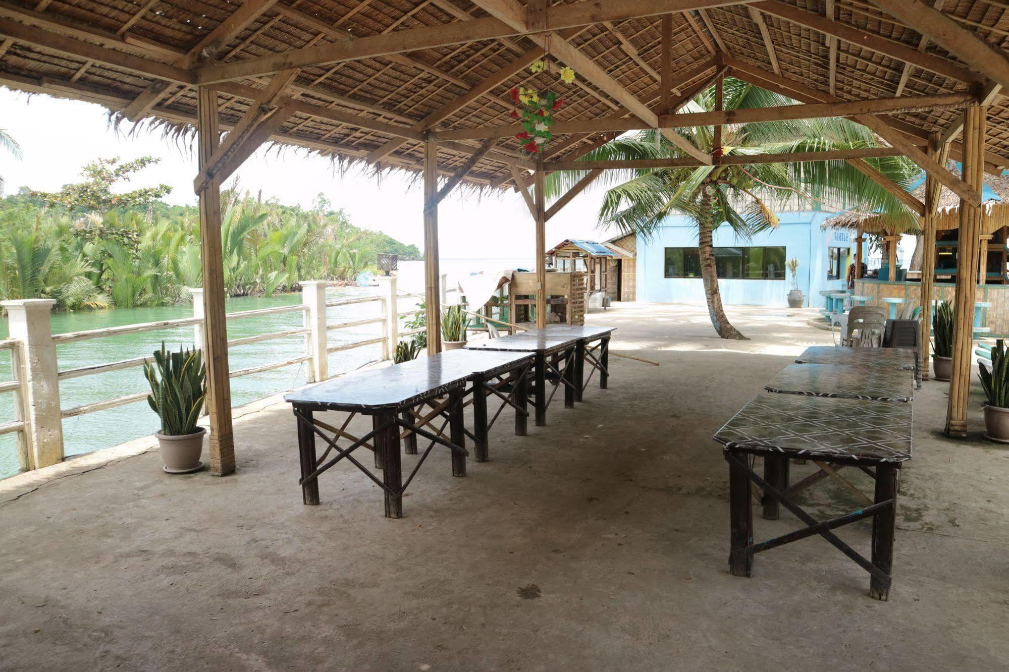 Bohol Seaside Beach Resort מראה חיצוני תמונה