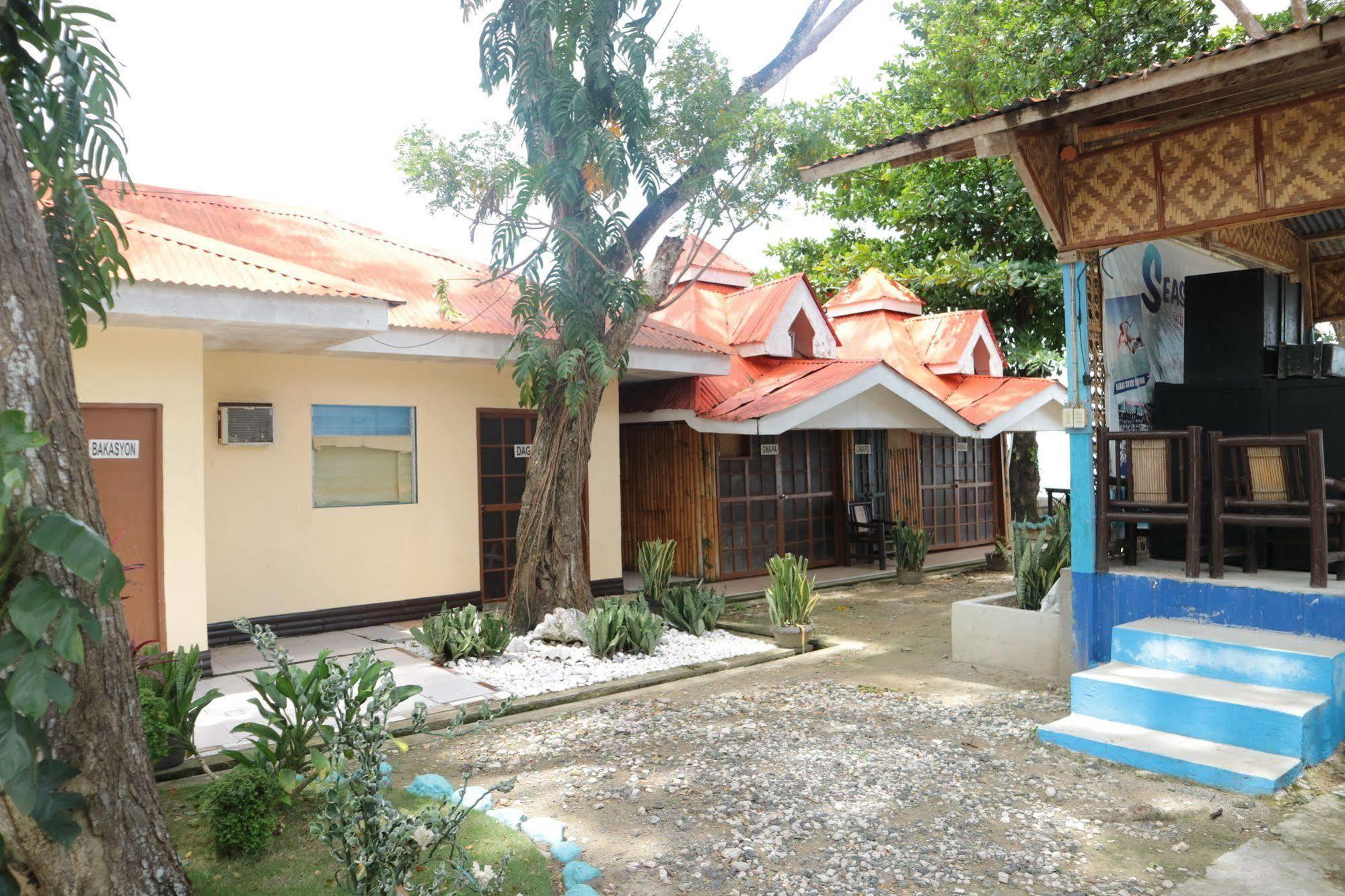 Bohol Seaside Beach Resort מראה חיצוני תמונה